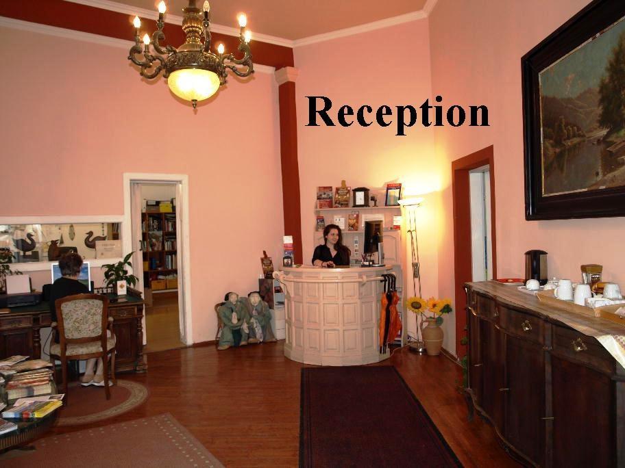 Pension Tal Studios Vienne Extérieur photo
